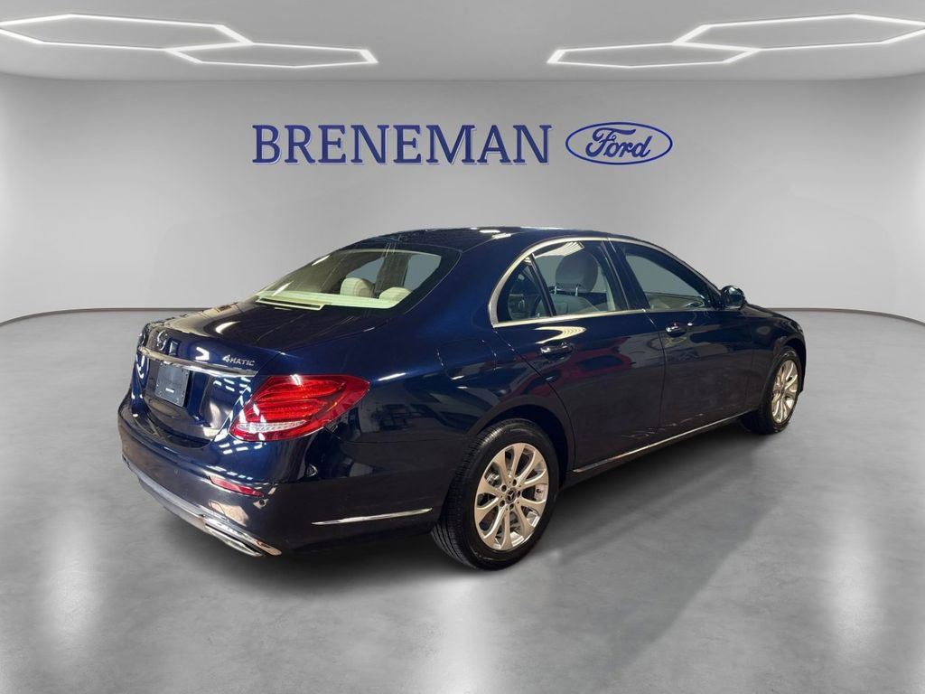 Used 2018 Mercedes-Benz E 300 4MATIC image 5