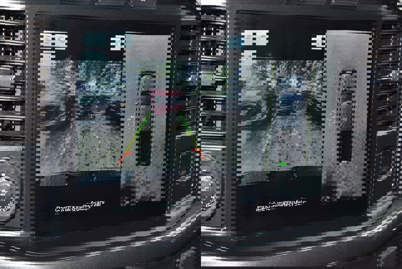 Certified 2022 Ford F150 XLT w/ Equipment Group 302A High image 30