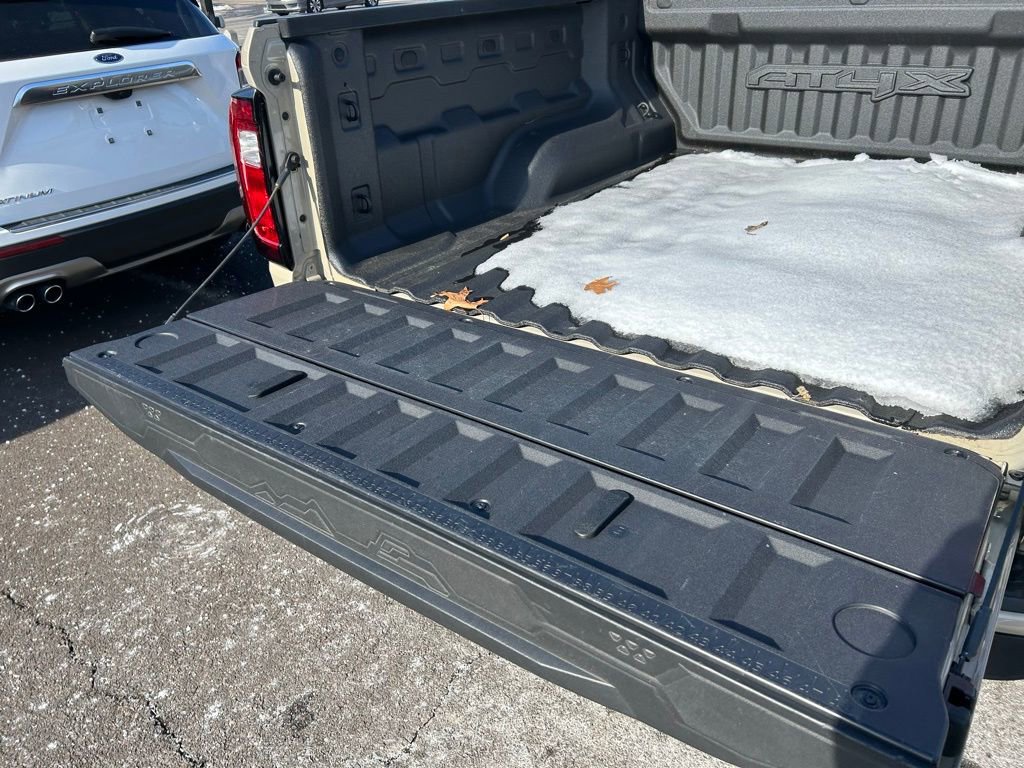 Used 2023 GMC Canyon AT4X image 11