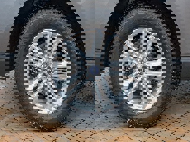 Certified 2019 Ford Edge SEL w/ Equipment Group 201A image 11