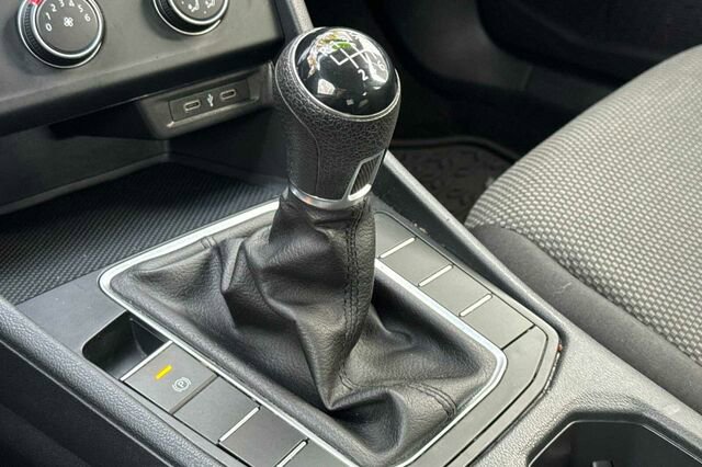 Used 2021 Volkswagen Jetta S w/ Driver Assistance Package image 17