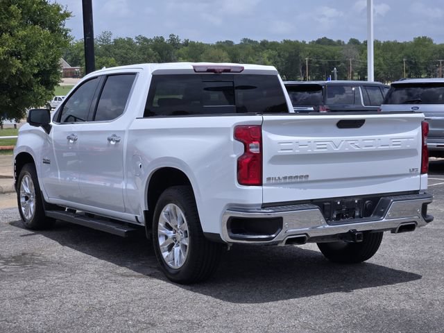 Used 2022 Chevrolet Silverado 1500 LTZ w/ LTZ Premium Package AWD/4WD image 5