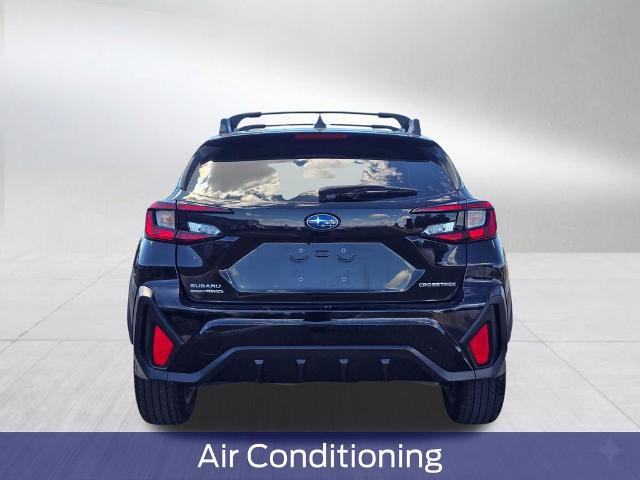 Used 2024 Subaru Crosstrek 2.0i Premium AWD/4WD image 5