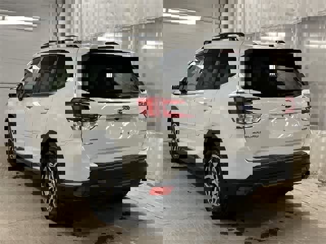 Used 2022 Subaru Forester Premium image 3
