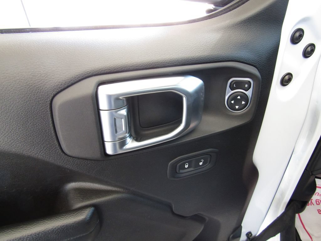 Used 2023 Jeep Wrangler Unlimited Sport AWD/4WD image 17