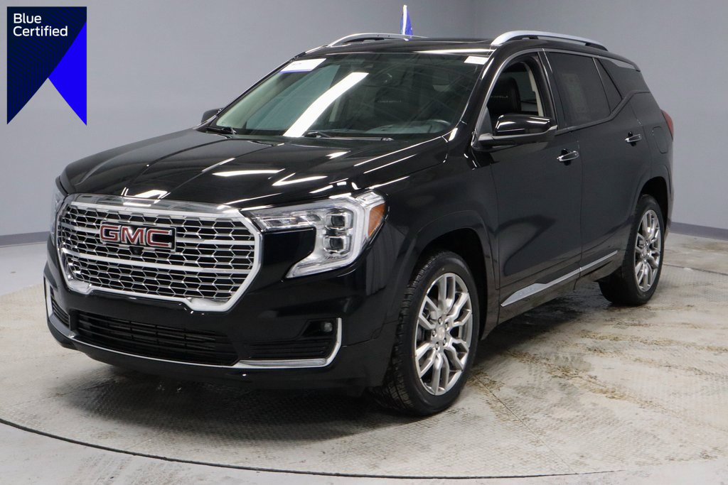 Used 2022 GMC Terrain Denali w/ Denali Premium Package image 1
