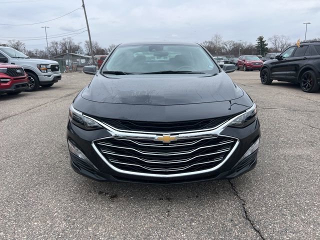 Used 2023 Chevrolet Malibu LT image 2