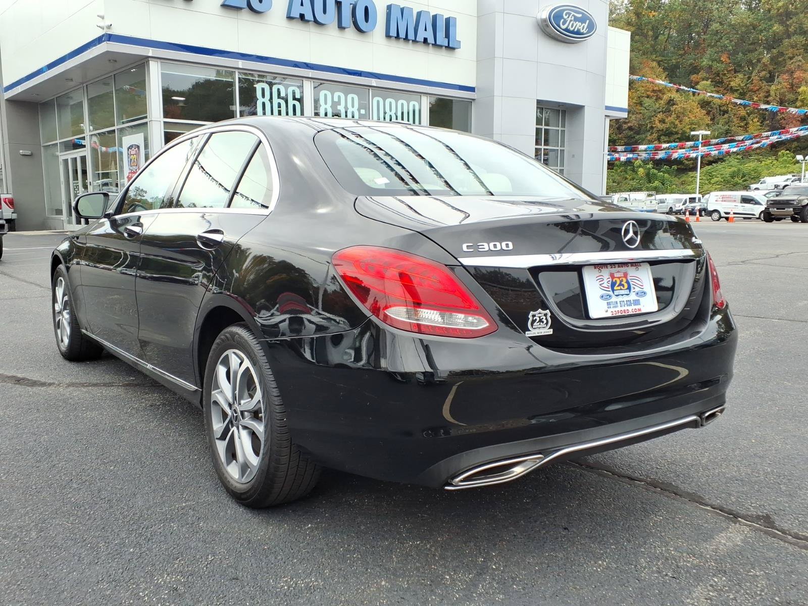 Used 2018 Mercedes-Benz C 300 4MATIC Sedan image 6