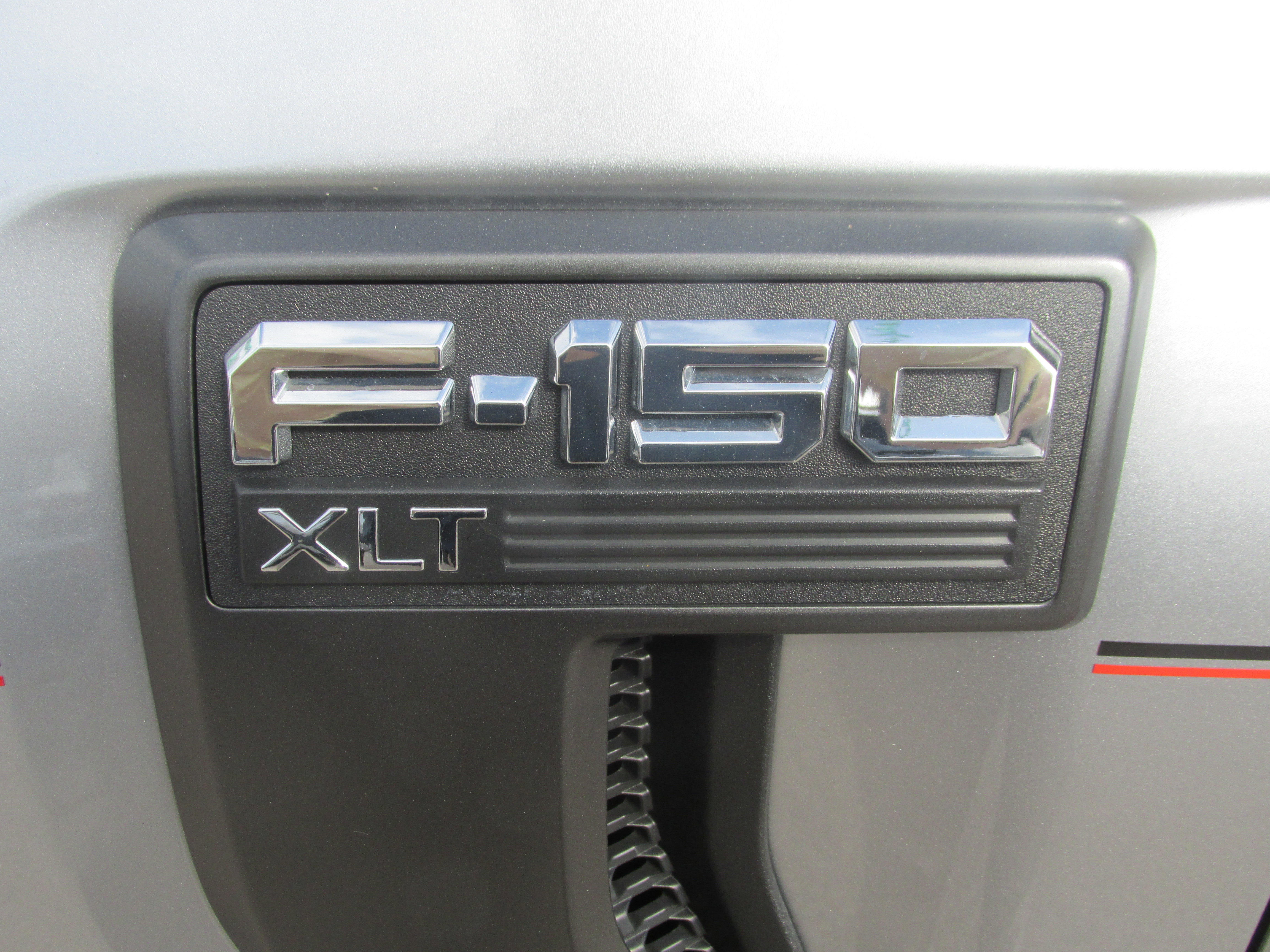 Certified 2022 Ford F150 XLT w/ Equipment Group 302A High AWD/4WD image 18