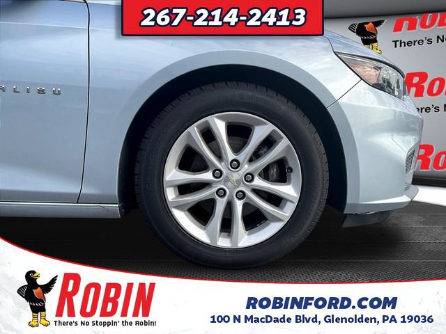 Used 2017 Chevrolet Malibu LT FWD image 33