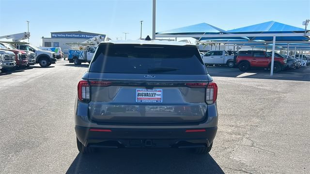 Certified 2025 Ford Explorer ST-Line w/ Premium Package RWD image 4