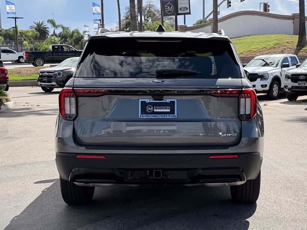 Certified 2025 Ford Explorer ST-Line AWD/4WD image 7