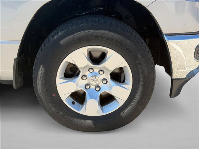 Used 2020 RAM 1500 Big Horn AWD/4WD image 13