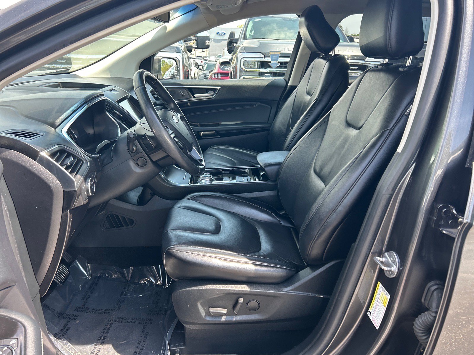 Certified 2020 Ford Edge Titanium AWD/4WD image 8