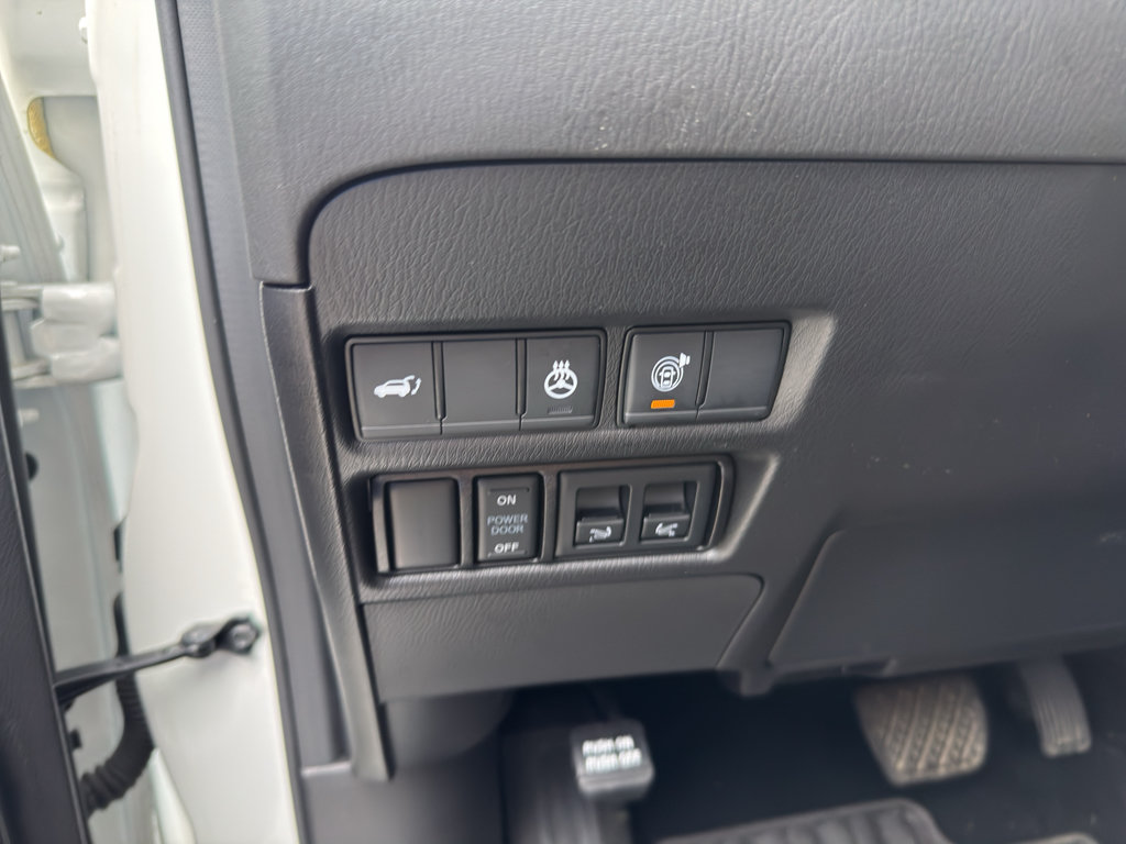 Used 2024 INFINITI QX80 Sensory AWD/4WD image 14