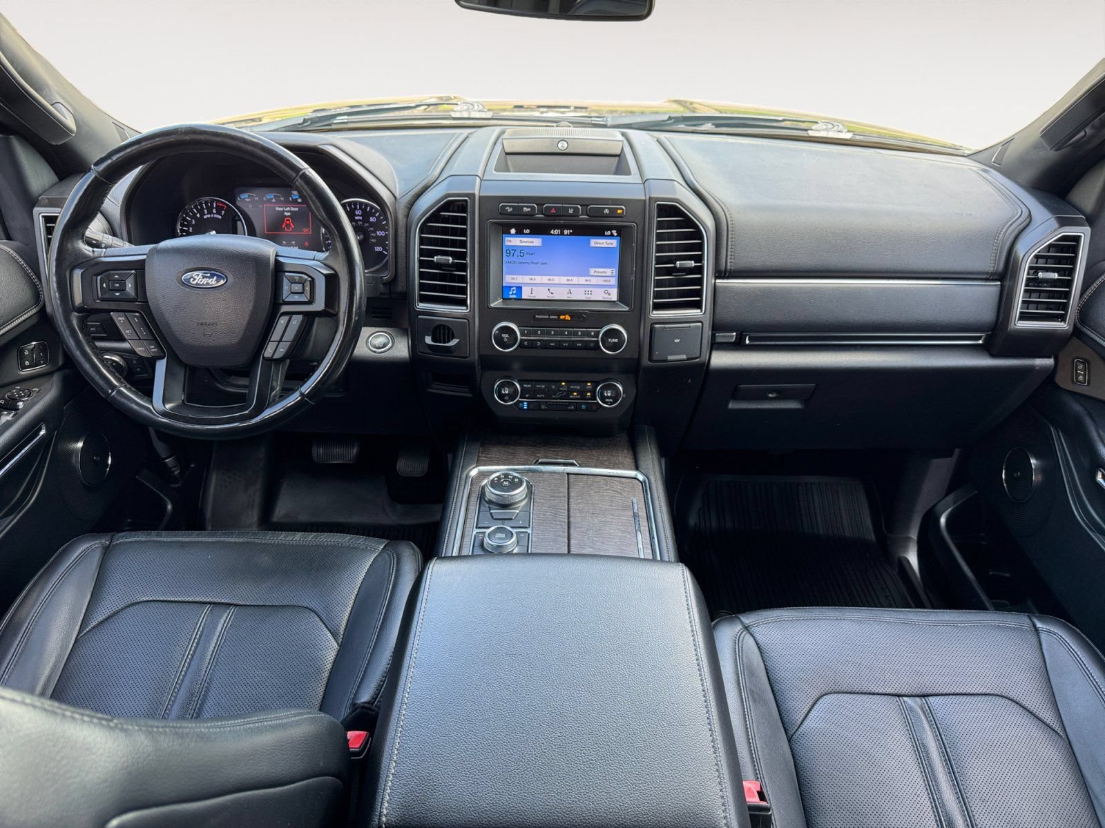 Certified 2019 Ford Expedition Limited w/ Equipment Group 301A AWD/4WD image 10
