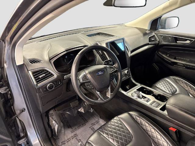 Certified 2024 Ford Edge Titanium image 9