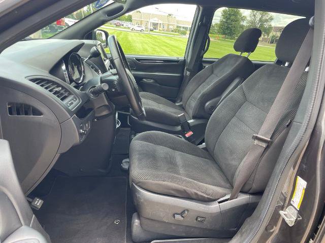 Used 2020 Dodge Grand Caravan SE FWD image 8