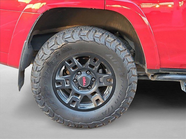 Used 2019 Toyota 4Runner TRD Off-Road Premium AWD/4WD image 20