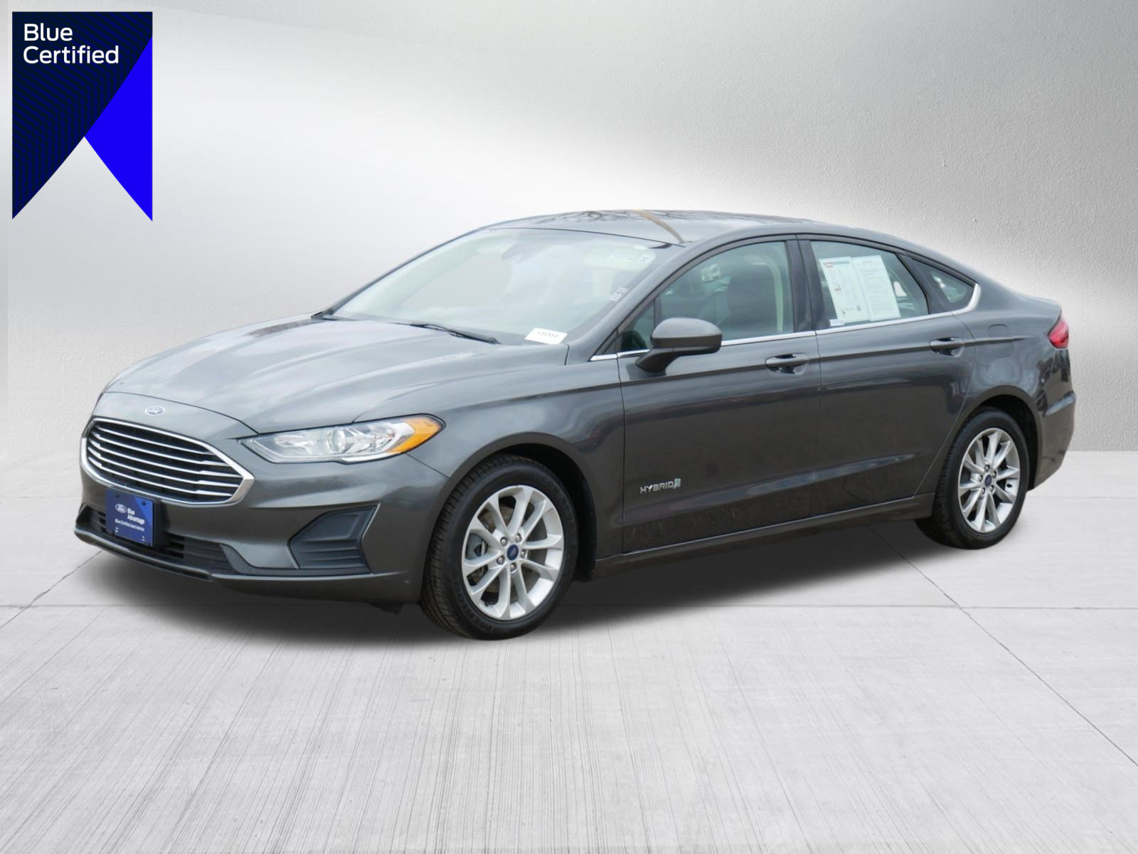 Certified 2019 Ford Fusion SE image 1