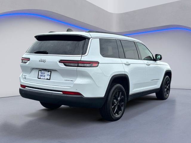 Used 2024 Jeep Grand Cherokee L Limited AWD/4WD image 12