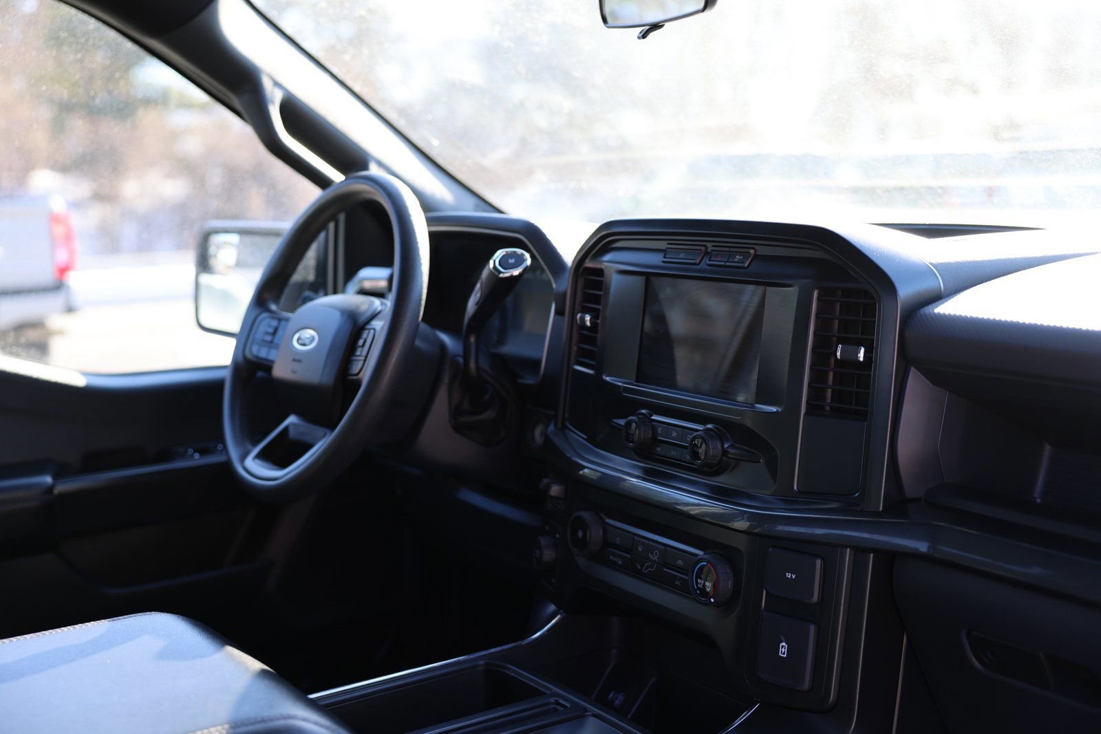 Certified 2022 Ford F150 XL w/ STX Appearance Package image 10