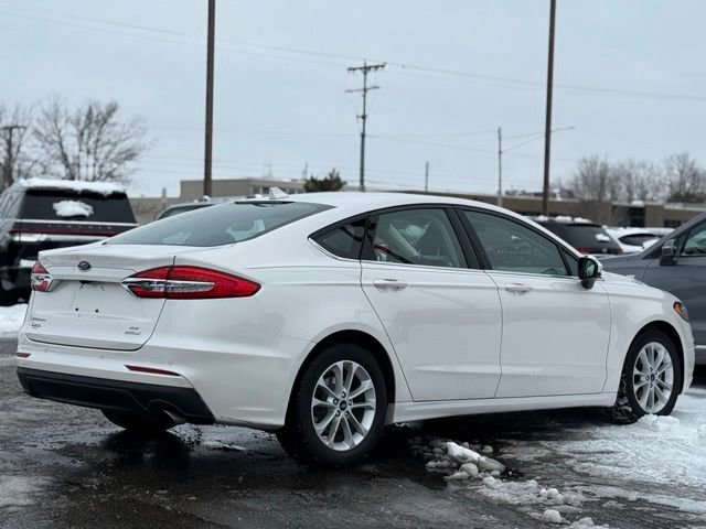 Certified 2020 Ford Fusion SE image 32