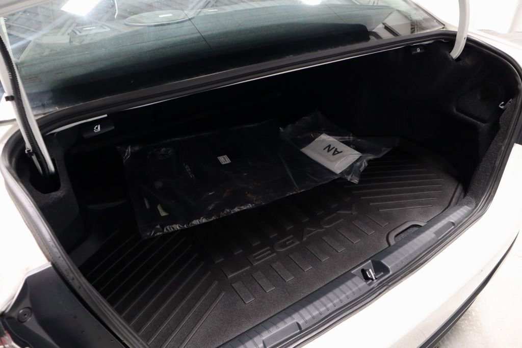 Used 2025 Subaru Legacy Limited image 16