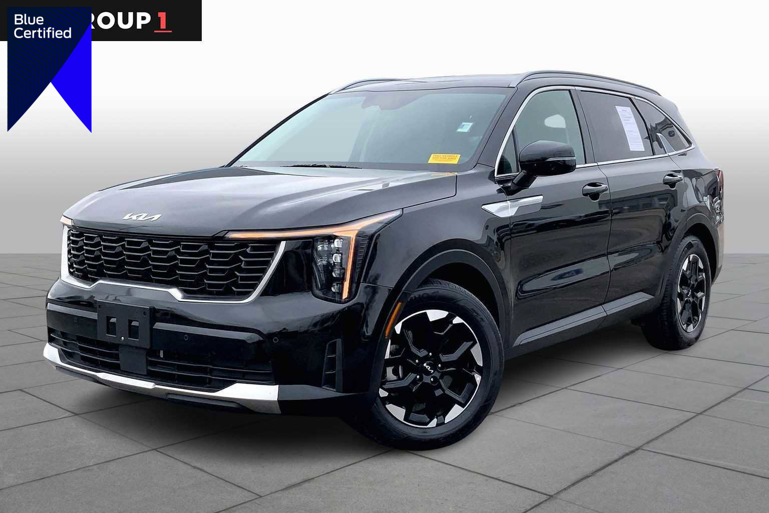 Used 2024 Kia Sorento S