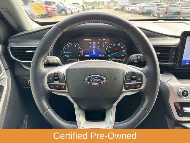 Certified 2022 Ford Explorer XLT w/ Equipment Group 202A image 32