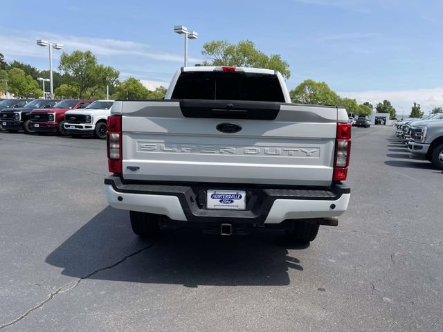 Certified 2022 Ford F250 XLT w/ Black Appearance Package AWD/4WD image 5