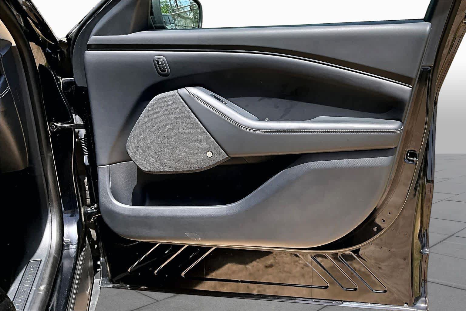 Certified 2025 Ford Mustang Mach-E Premium RWD image 22