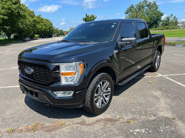 Certified 2022 Ford F150 XL w/ STX Appearance Package AWD/4WD image 5