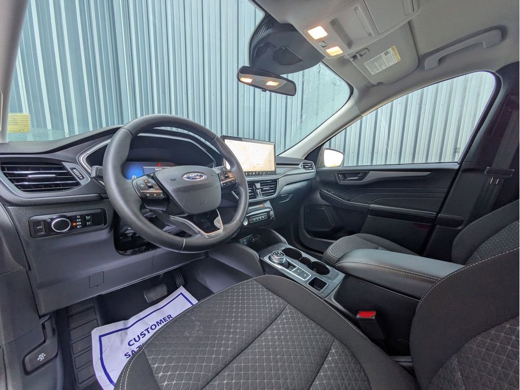 Certified 2023 Ford Escape Active w/ Tech Pack #1 FWD image 14