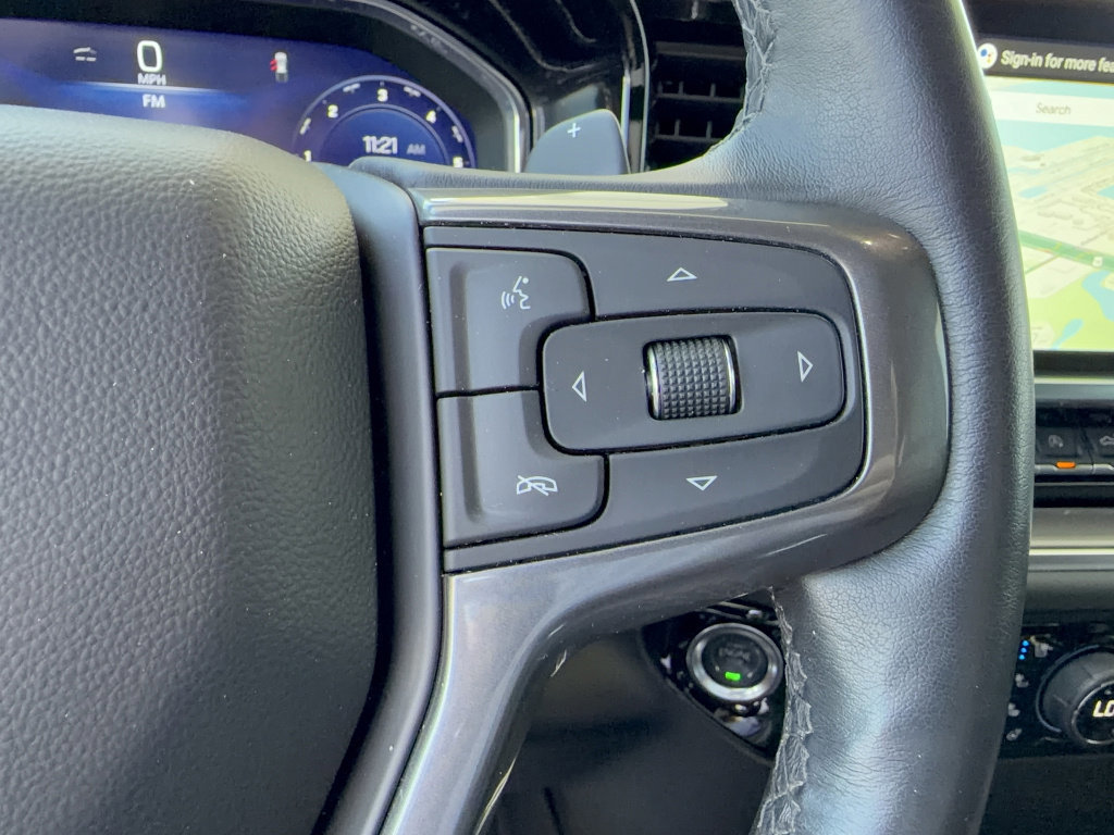 Used 2025 Chevrolet Silverado 1500 High Country AWD/4WD image 26