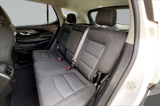 Used 2024 GMC Terrain SLE AWD/4WD image 26
