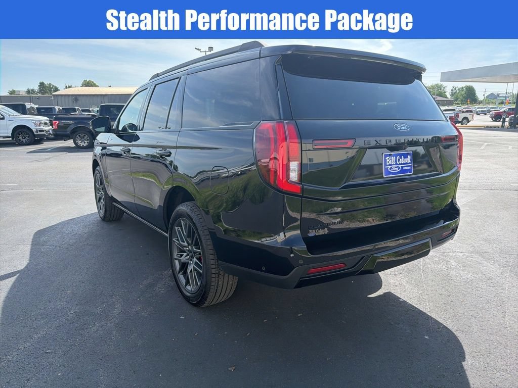 Certified 2025 Ford Expedition Platinum w/ Stealth Performance Package AWD/4WD image 6