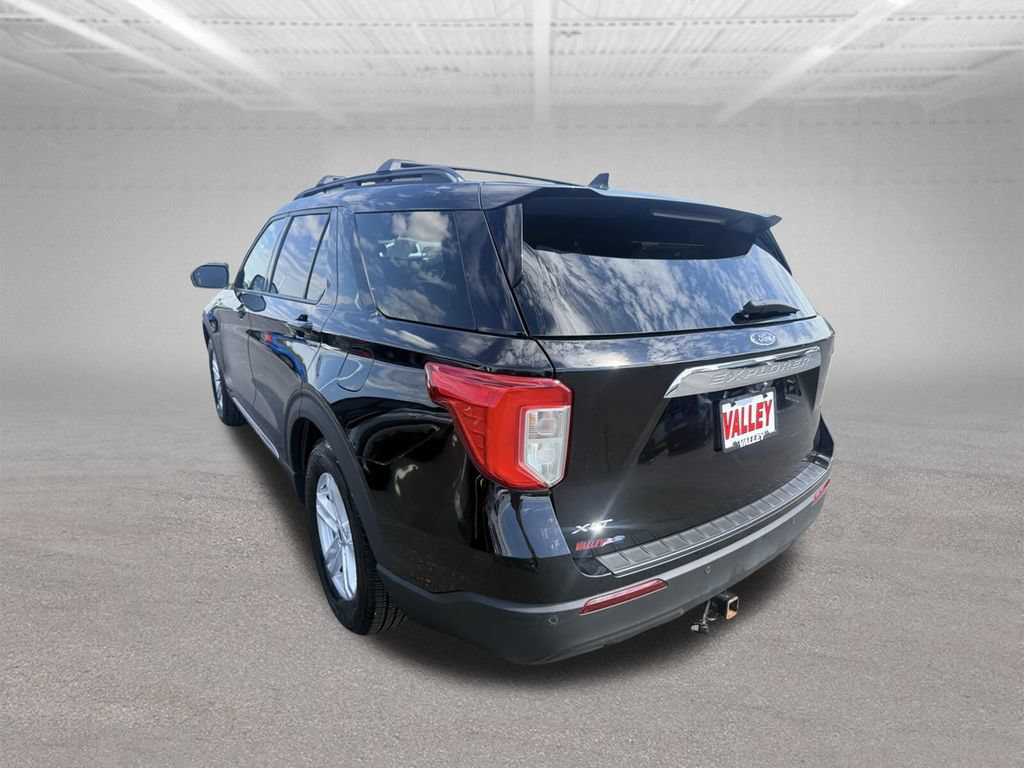 Certified 2021 Ford Explorer XLT RWD image 7