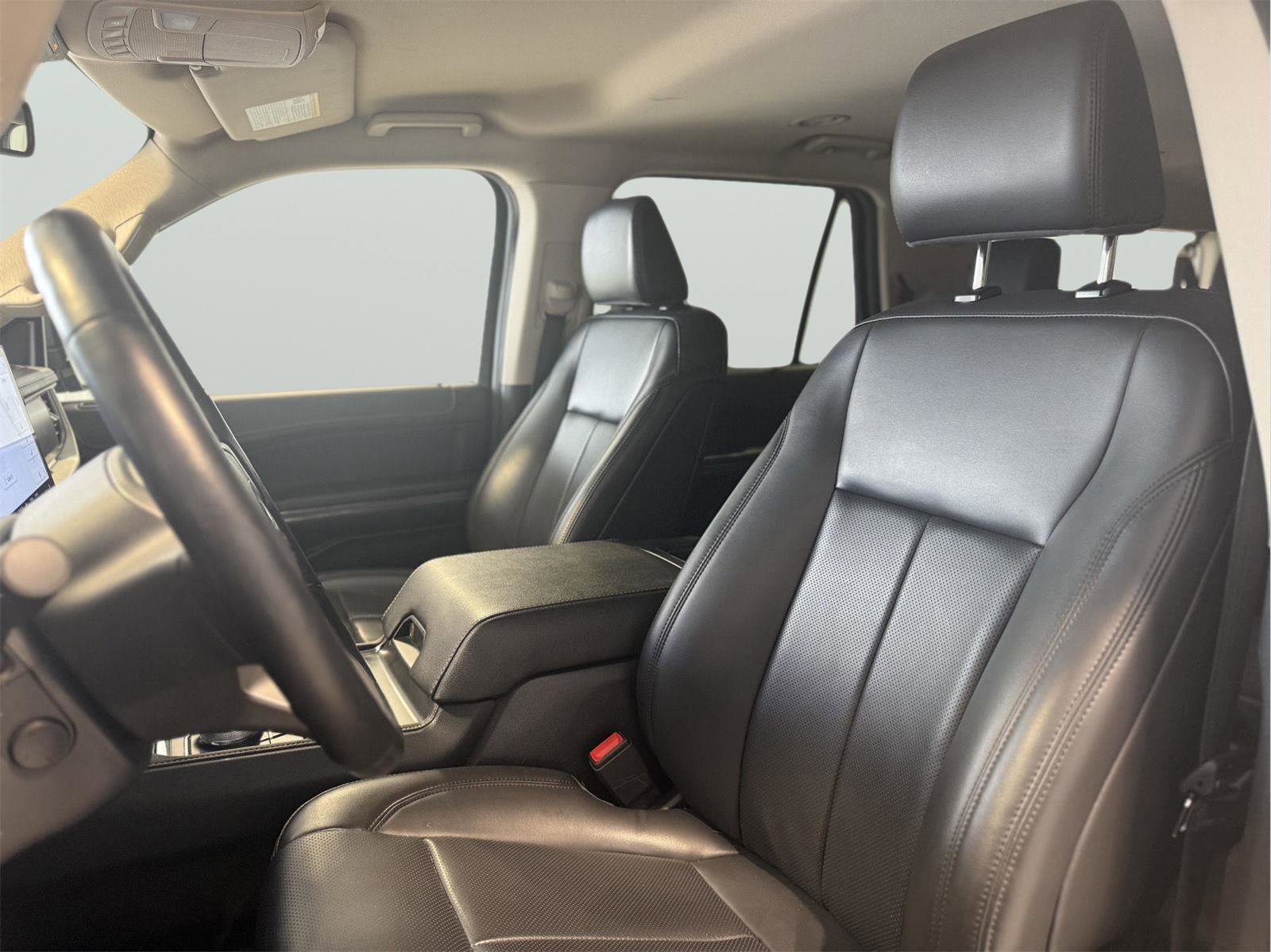 Certified 2023 Ford Expedition Max XLT image 60