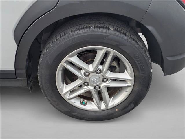 Used 2022 Hyundai Kona SE FWD image 22