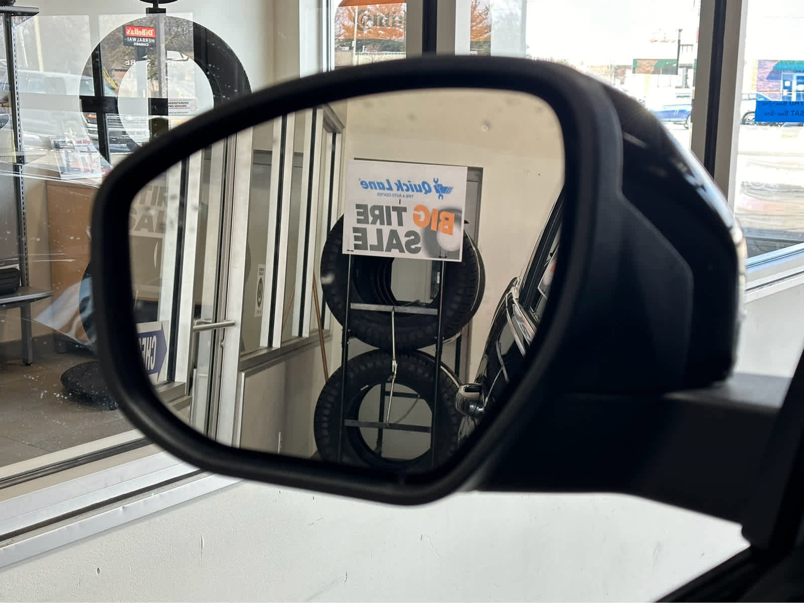 Certified 2025 Ford Expedition Active image 28