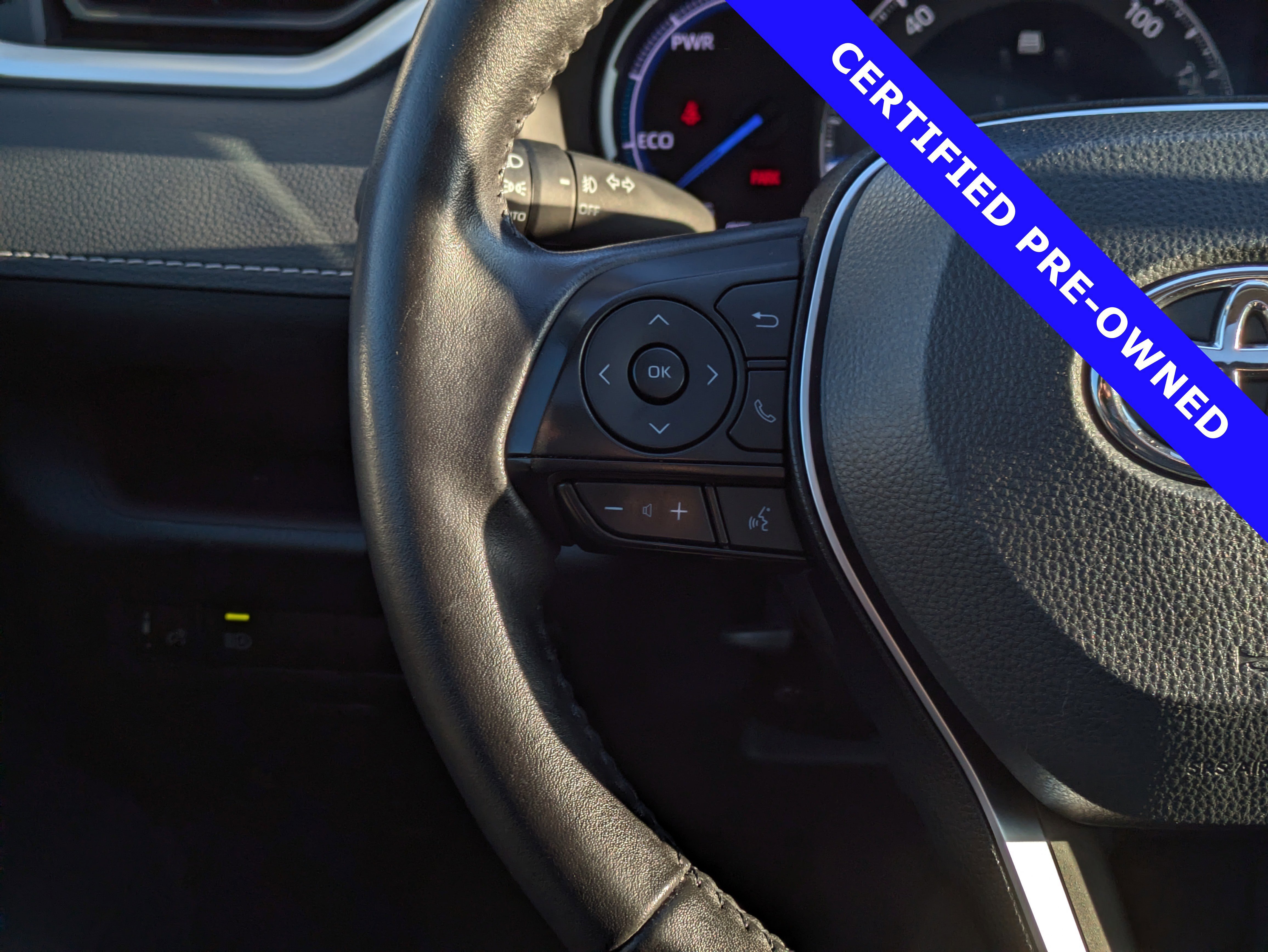 Used 2022 Toyota RAV4 Limited image 26