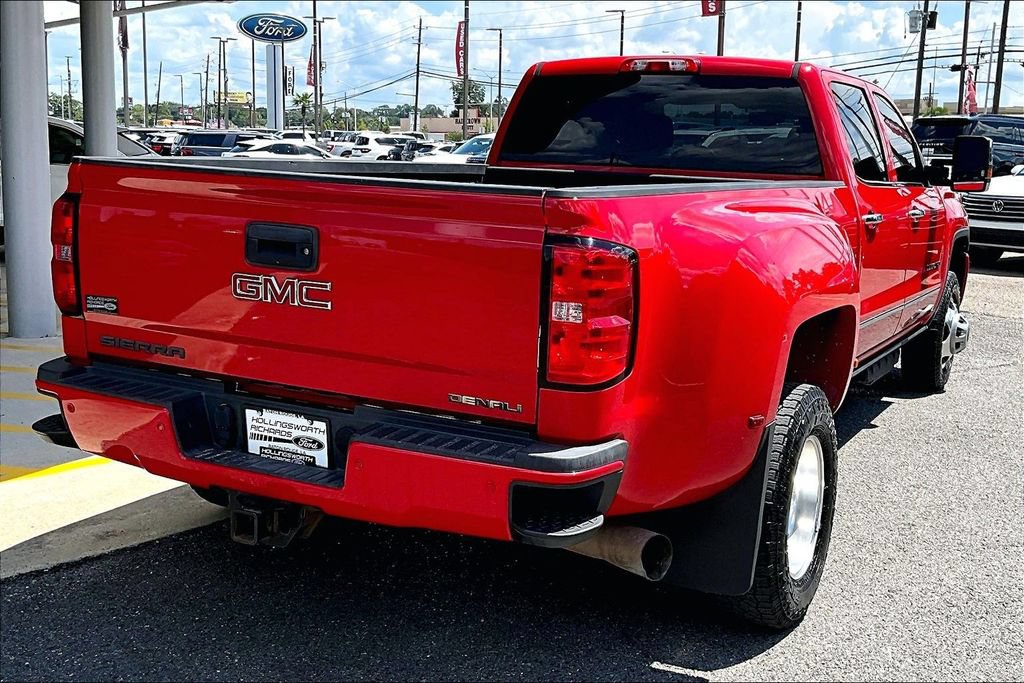 Used 2018 GMC Sierra 3500 SLT w/ Duramax Plus Package AWD/4WD image 9