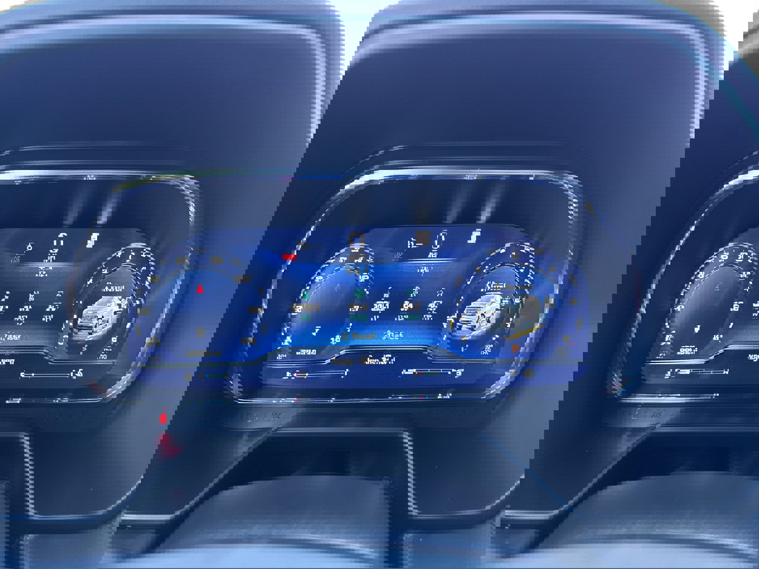 Used 2022 Chevrolet Tahoe Z71 w/ Luxury Package image 10