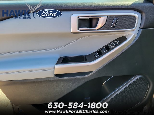 Certified 2024 Ford Explorer XLT w/ Equipment Group 202A AWD/4WD image 17