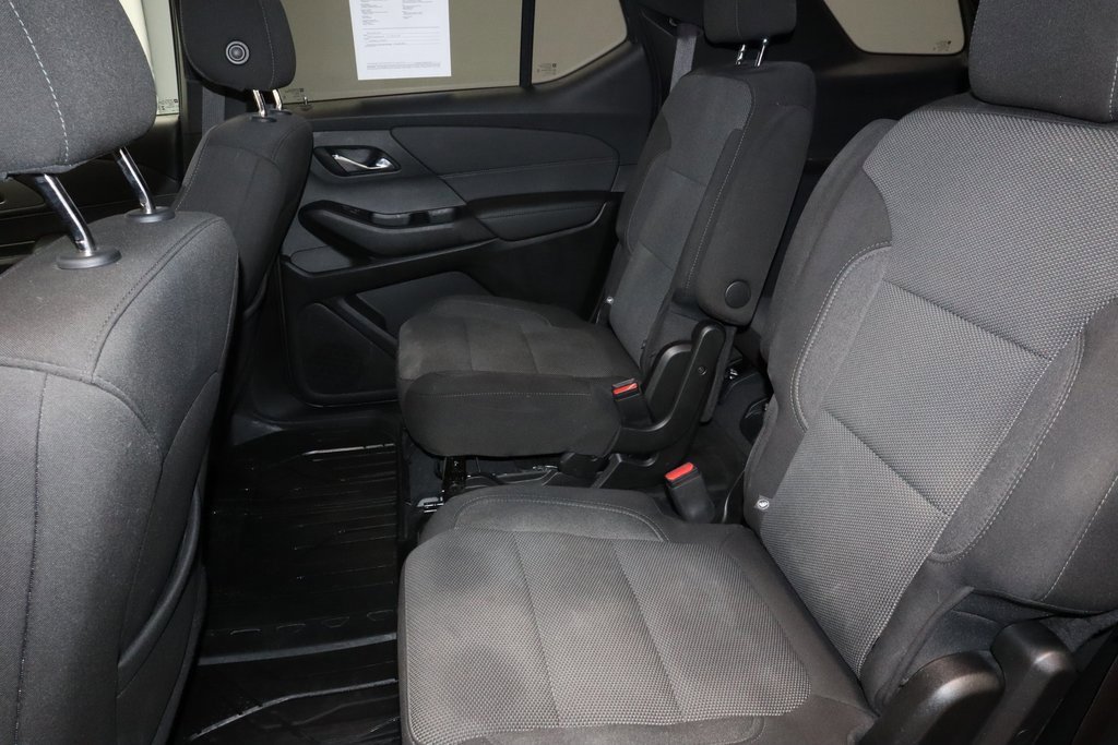 Used 2023 Chevrolet Traverse LT image 21