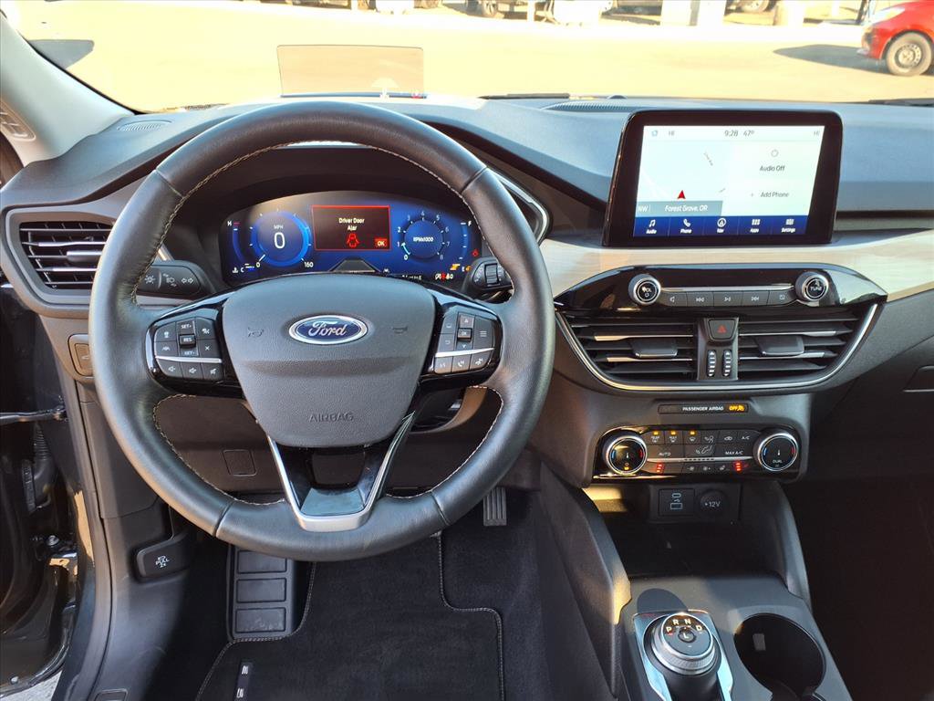 Certified 2022 Ford Escape Titanium w/ Titanium Elite Package image 14