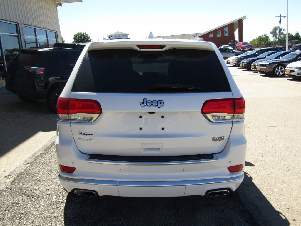 Used 2021 Jeep Grand Cherokee Summit AWD/4WD image 4