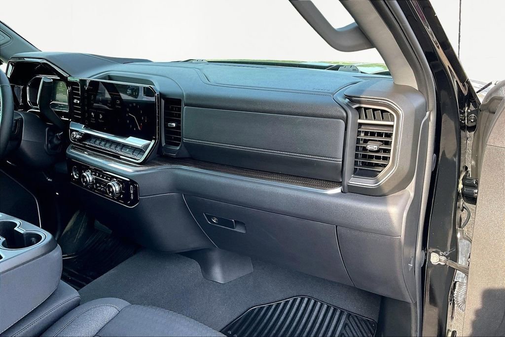 Used 2024 GMC Sierra 1500 Elevation AWD/4WD image 17