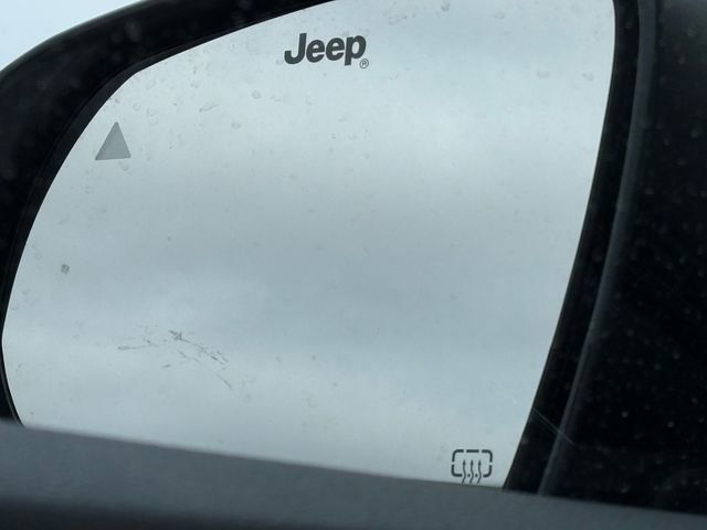 Used 2024 Jeep Compass Limited image 23